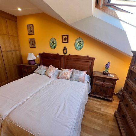 Atractivo Atico 2 Habitaciones Villaviciosa  Ngoại thất bức ảnh