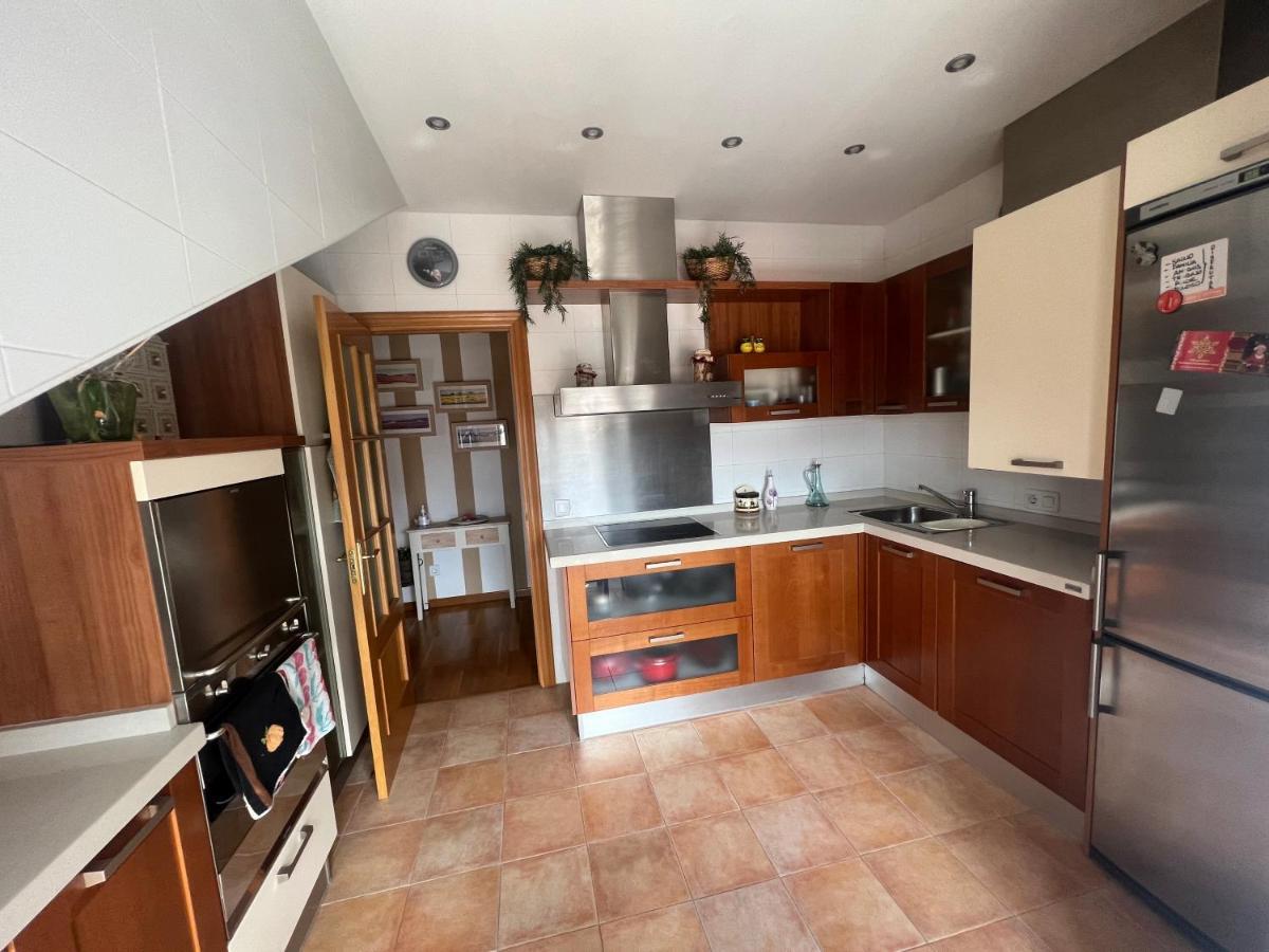 Atractivo Atico 2 Habitaciones Villaviciosa  Ngoại thất bức ảnh